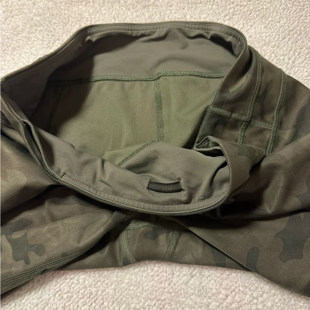 Lululemon Run Inspire Crop Leggings Luxtreme Savasana Camo Fatigue Green